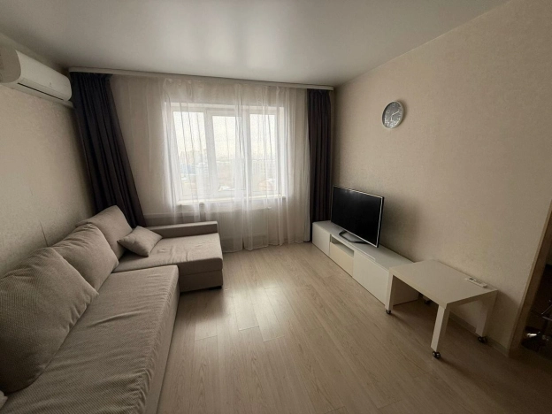 Снять квартиру в Новосибирске. Вариант № 10420950, 2, площадь -  квм, цена 40000 рублей