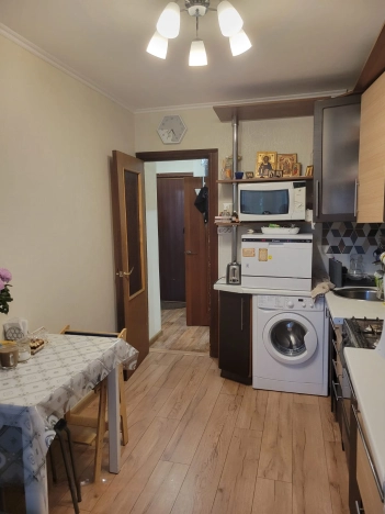 Купить квартиру в районе Западное Дегунино в Москве. Вариант № 4882356, 7, площадь -  квм, цена 11099000 рублей