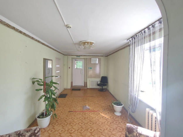 Купить коммерческую недвижимость в Тобольске. Вариант № 868326, 6, площадь -  квм, цена 500000 рублей