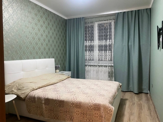 Снять квартиру на улице Олега Кошевого в Калининграде. Вариант № 10487485, 0, площадь -  квм, цена 28000 рублей