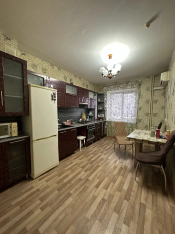 Купить квартиру на улице Университетский проспект в Волгограде. Вариант № 9490108, 0, площадь - квм, цена 5850000 рублей