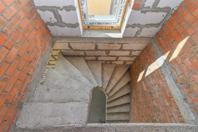 Купить дом в районе Пролетарский в Ростове-на-Дону. Вариант № 24361, 6, площадь -  квм, цена 7700000 рублей