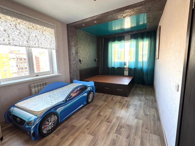 Купить двухкомнатную квартиру у метро Октябрьская в Новосибирске. Вариант № 7992622, 8, площадь -  квм, цена 5300000 рублей