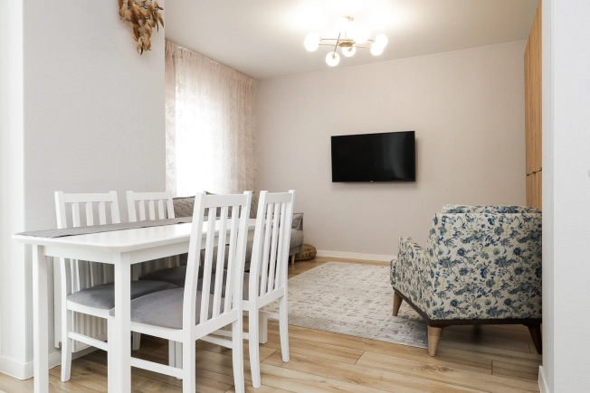 Купить однокомнатную квартиру на улице Майский проезд в Светлогорске. Вариант № 45486, 9, площадь -  квм, цена 7950000 рублей