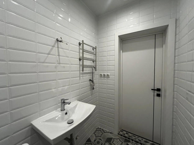 Купить однокомнатную квартиру в Микрорайоне 6-й Загорья, район Бирюлёво Восточное в Москве. Вариант № 10183380, 16, площадь - квм, цена 8300000 рублей