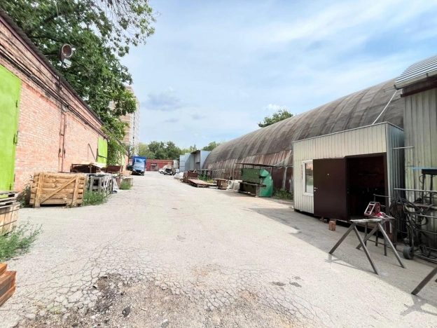 Купить земельный участок в Ростове-на-Дону. Вариант № 5519745, 2, площадь -  квм, цена 240000000 рублей