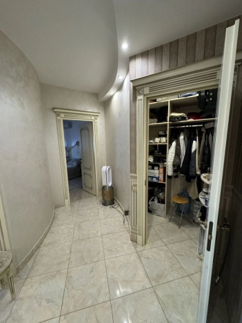 Купить квартиру в Москве. Вариант № 6828928, 11, площадь -  квм, цена 29900000 рублей