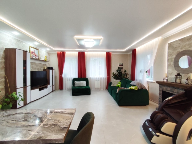 Купить дом в Москве. Вариант № 9242282, 5, площадь - квм, цена 17000000 рублей