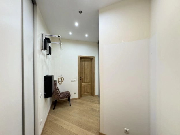 Купить квартиру в Москве. Вариант № 9944975, 25, площадь -  квм, цена 59500000 рублей