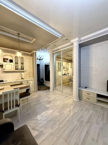 Купить квартиру на улице Горького в Владимире. Вариант № 9402691, 3, площадь -  квм, цена 6800000 рублей