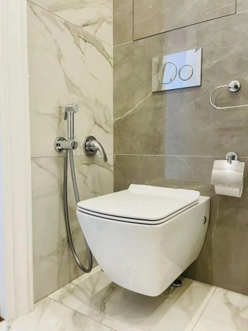 Купить квартиру в Москве. Вариант № 8173097, 5, площадь -  квм, цена 39999993 рублей