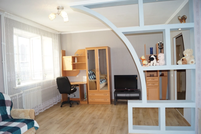 Купить однокомнатную квартиру в Приморском крае. Вариант № 989113, 6, площадь -  квм, цена 7300000 рублей