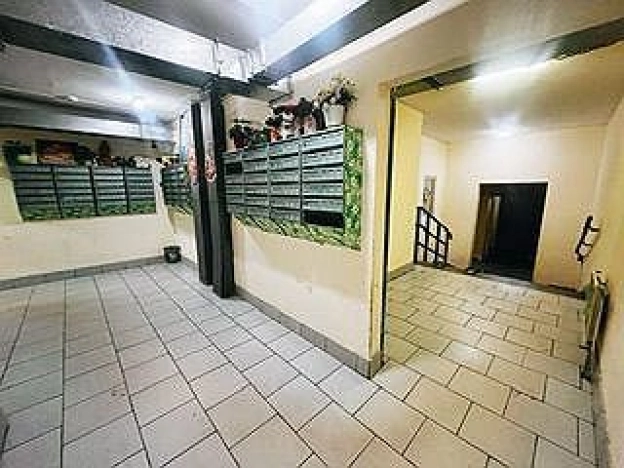 Купить двухкомнатную квартиру на улице Любучанский переулок в Москве. Вариант № 10130516, 18, площадь - квм, цена 12650000 рублей