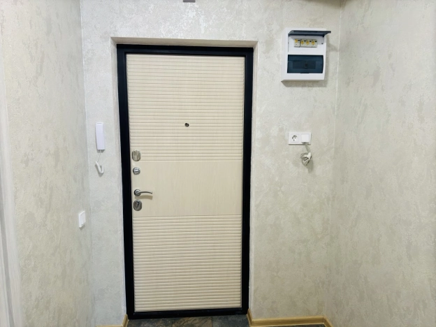 Купить Студию на улице Теплоэнергетиков в Воронеже. Вариант № 631, 13, площадь -  квм, цена 3000000 рублей