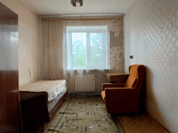 Купить трехкомнатную квартиру на улице Садовая в Нижегородской области. Вариант № 53877, 4, площадь -  квм, цена 750000 рублей