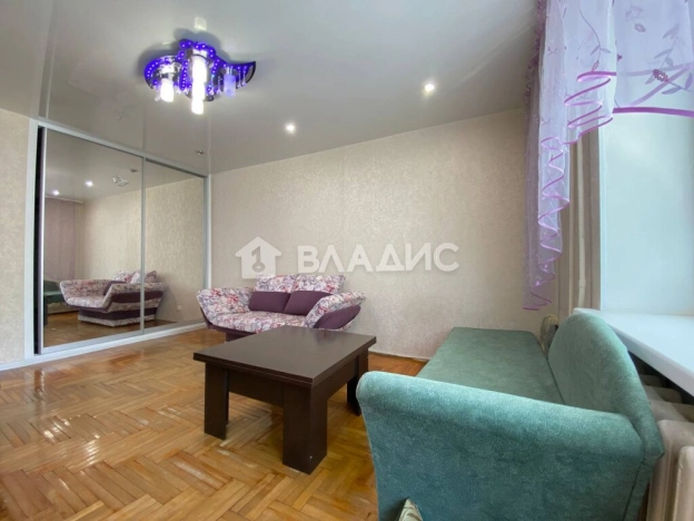 Купить однокомнатную квартиру в Смоленской области. Вариант № 7800236, 7, площадь -  квм, цена 4200000 рублей