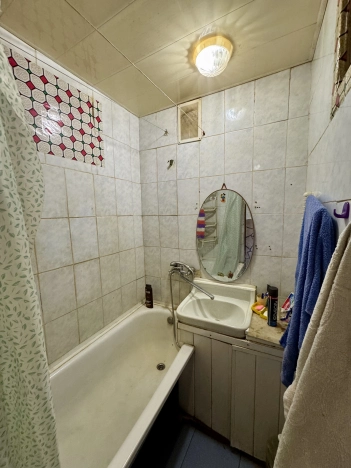 Купить квартиру в Таганроге. Вариант № 19584, 9, площадь -  квм, цена 3650000 рублей