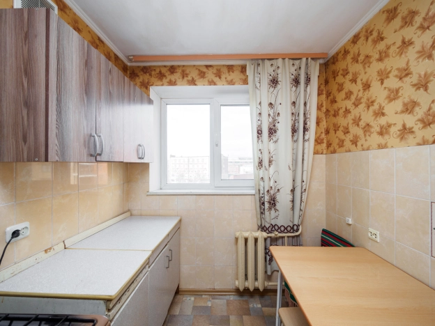 Купить двухкомнатную квартиру в Омске. Вариант № 8215695, 0, площадь -  квм, цена 6000000 рублей