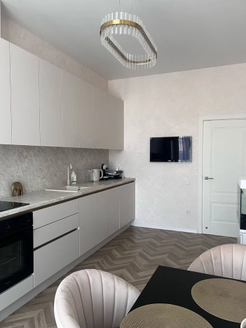 Купить двухкомнатную квартиру на улице Ярославская в Краснодаре. Вариант № 3001061, 8, площадь -  квм, цена 11500000 рублей