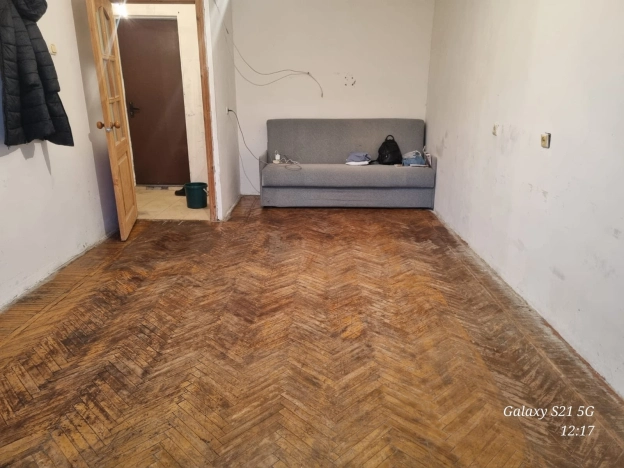 Купить однокомнатную квартиру на улице Строительный проезд в Москве. Вариант № 10391268, 4, площадь -  квм, цена 3700000 рублей