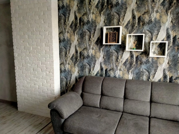 Снять однокомнатную квартиру у метро Заельцовская в Новосибирске. Вариант № 8353125, 4, площадь -  квм, цена 38000 рублей