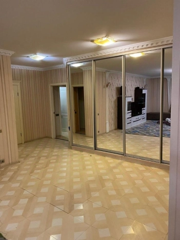 Купить квартиру в Москве. Вариант № 10245622, 3, площадь - квм, цена 23600000 рублей