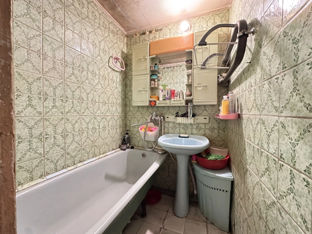 Купить трехкомнатную квартиру в Дзержинском. Вариант № 27588, 14, площадь -  квм, цена 7900000 рублей