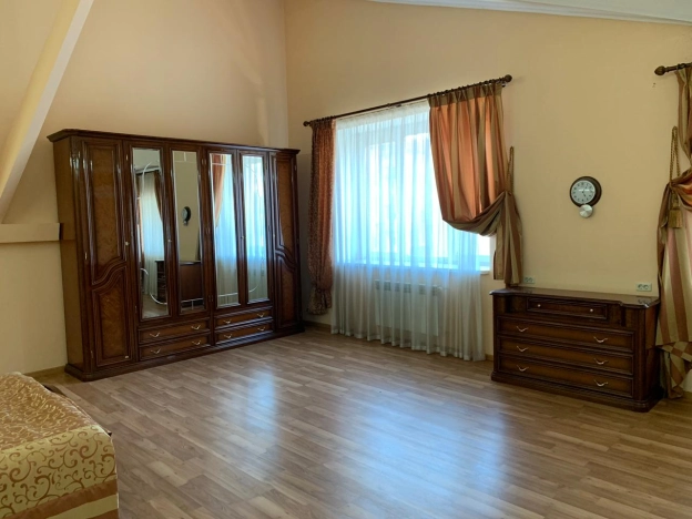 Купить таунхаус в Владимирской области. Вариант № 493, 8, площадь - квм, цена 37000000 рублей