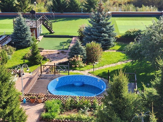 Купить дом на улице Тургенева в Новосибирске. Вариант № 7273956, 29, площадь -  квм, цена 90000000 рублей