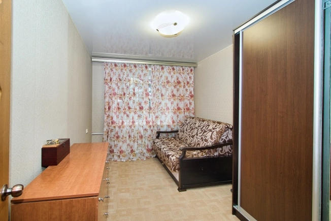 Купить двухкомнатную квартиру на улице Пожарского в Суздале. Вариант № 10115592, 16, площадь -  квм, цена 2400000 рублей