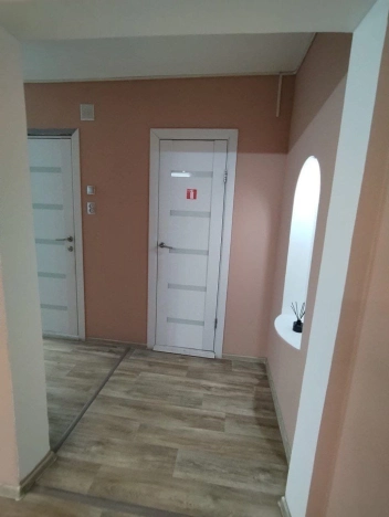 Купить офисы в Тобольске. Вариант № 43168, 1, площадь -  квм, цена 6500000 рублей