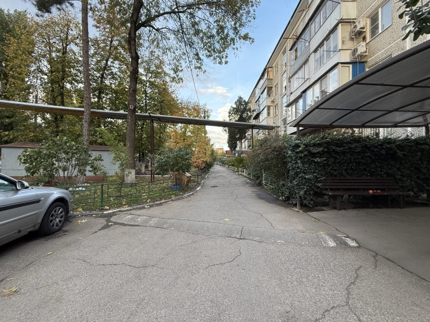 Купить четырехкомнатную квартиру в Краснодаре. Вариант № 8601453, 34, площадь -  квм, цена 6850000 рублей