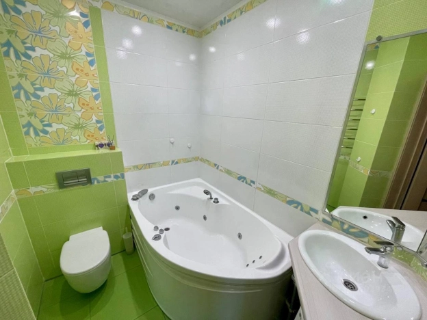 Купить однокомнатную квартиру в Новосибирской области. Вариант № 9553638, 12, площадь -  квм, цена 6950000 рублей