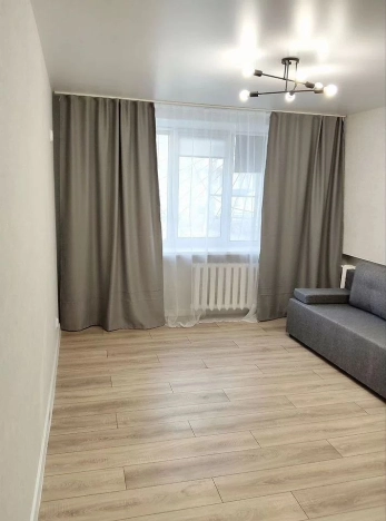 Купить однокомнатную квартиру в Ростовской области. Вариант № 527780, 1, площадь -  квм, цена 2350000 рублей