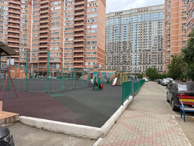 Купить двухкомнатную квартиру в Краснодаре. Вариант № 53536, 21, площадь - квм, цена 13300000.0000 рублей