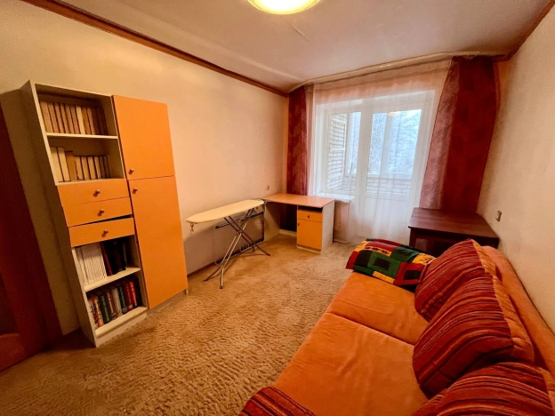 Снять двухкомнатную квартиру на улице Белоконской в Владимире. Вариант № 9308111, 14, площадь -  квм, цена 30000 рублей