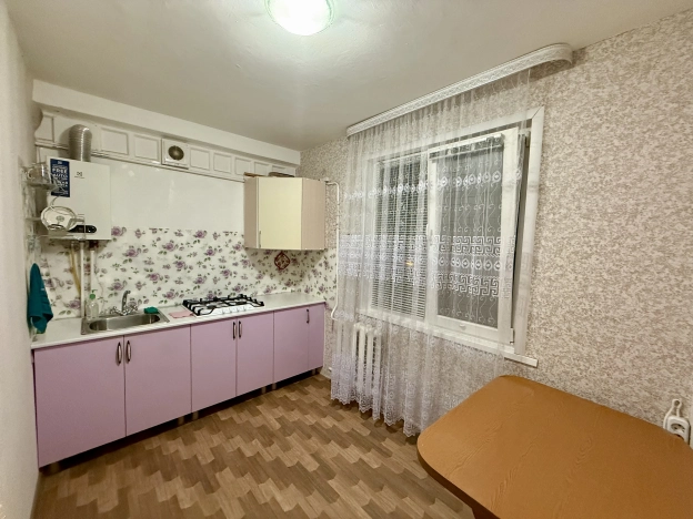 Купить однокомнатную квартиру на вторичке в Пензенской области. Вариант № 9557659, 2, площадь -  квм, цена 1999999 рублей