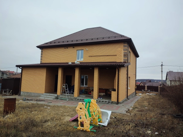 Купить дом на улице Персиковая в Белгородской области. Вариант № 19033, 4, площадь -  квм, цена 16500000 рублей