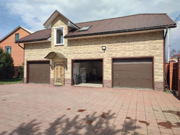 Купить дом в Щёлкове. Вариант № 32982, 34, площадь -  квм, цена 32500000 рублей