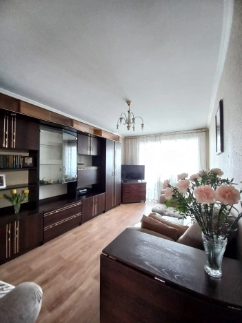 Купить трехкомнатную квартиру на улице Ильи Мухачева в Бийске. Вариант № 22618, 6, площадь -  квм, цена 5749000 рублей