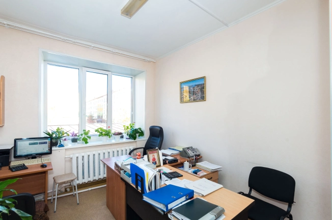 Купить коммерческую недвижимость в Тобольске. Вариант № 14638, 22, площадь -  квм, цена 21000000 рублей