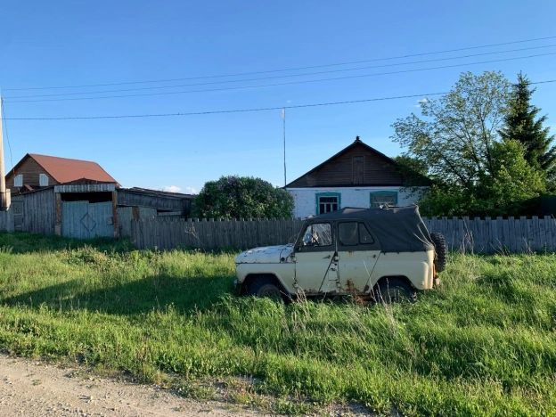 Купить дом на улице Набережная в Тюменской области. Вариант № 12019, 0, площадь -  квм, цена 450000 рублей