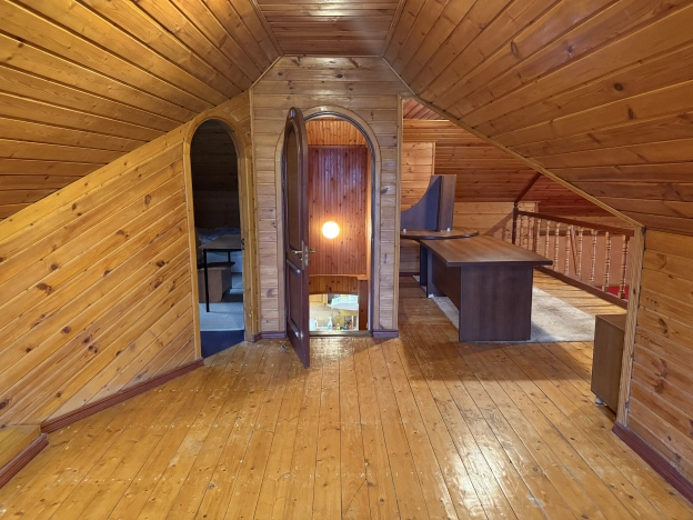 Купить дом в Москве. Вариант № 10632038, 37, площадь - квм, цена 40000000 рублей