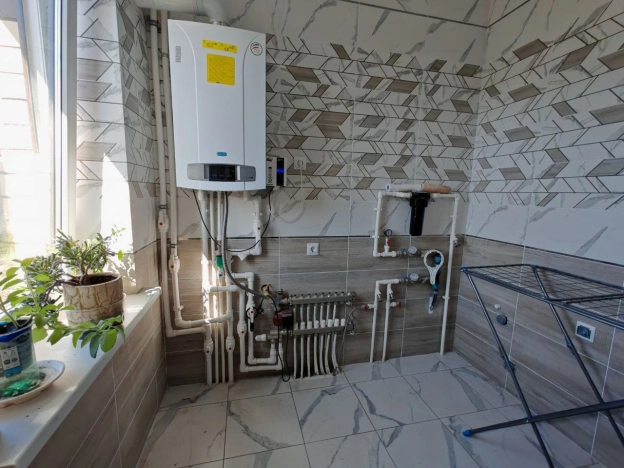 . Вариант № 8780263, 16, площадь - 200 квм, цена 11999000 рублей