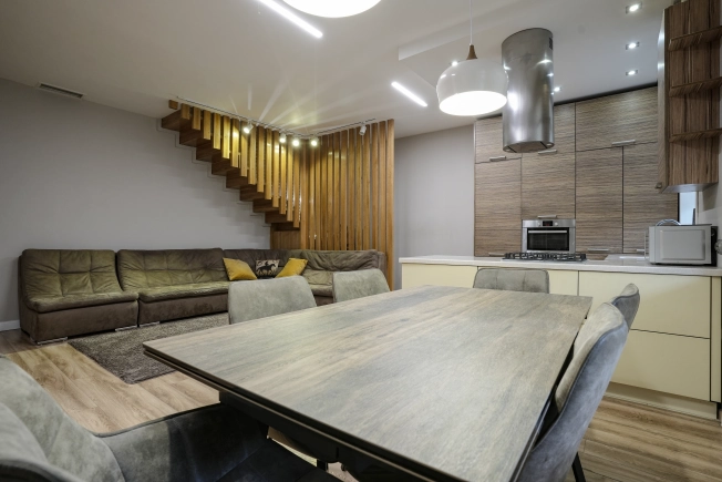 Купить таунхаус в Москве. Вариант № 9440909, 9, площадь -  квм, цена 35500000 рублей