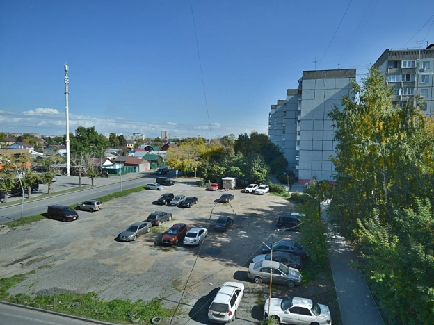 Купить четырехкомнатную квартиру в Новосибирской области. Вариант № 3881281, 32, площадь -  квм, цена 7500000 рублей