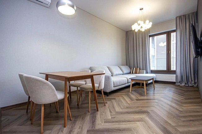 Купить двухкомнатную квартиру в районе Заельцовский в Новосибирске. Вариант № 9121293, 8, площадь -  квм, цена 23250000 рублей