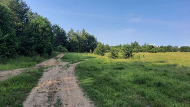 Купить земельный участок на улице Южный склон в Ленинградской области. Вариант № 5922229, 2, площадь -  квм, цена 14000000 рублей