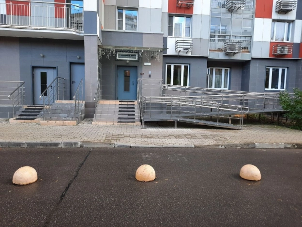 Купить квартиру в Москве. Вариант № 7633947, 32, площадь - квм, цена 30000000 рублей