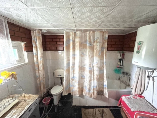 Купить дом на улице Советский переулок в Воронежской области. Вариант № 24193, 10, площадь -  квм, цена 1200000 рублей